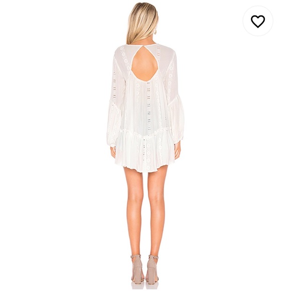 SOLD✨FREE PEOPLE White Kiss Kiss Tunic - Picture 4 of 9